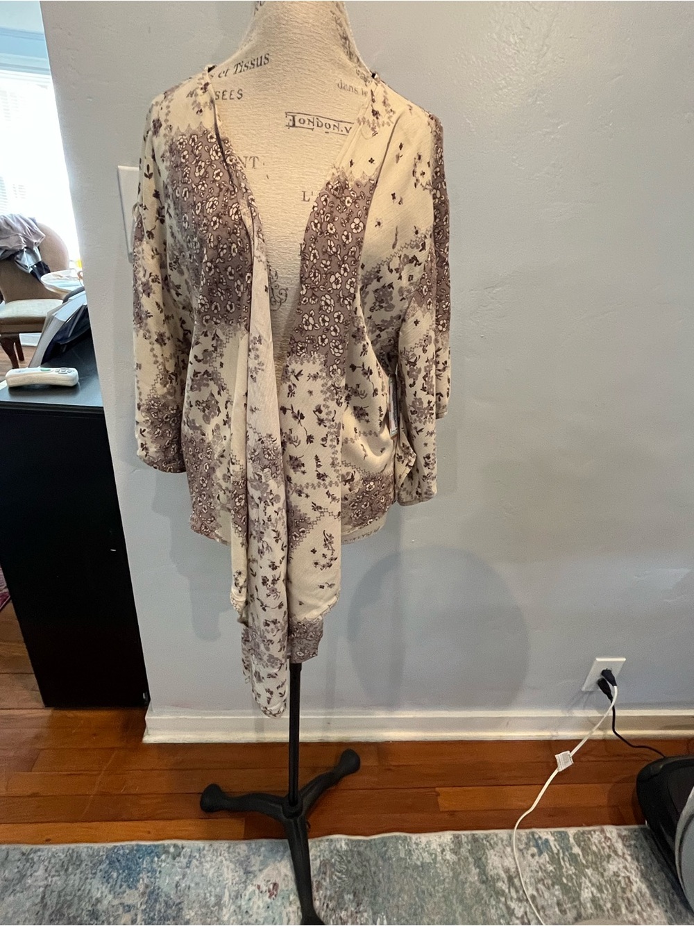 Final Touch Top Size M NWT